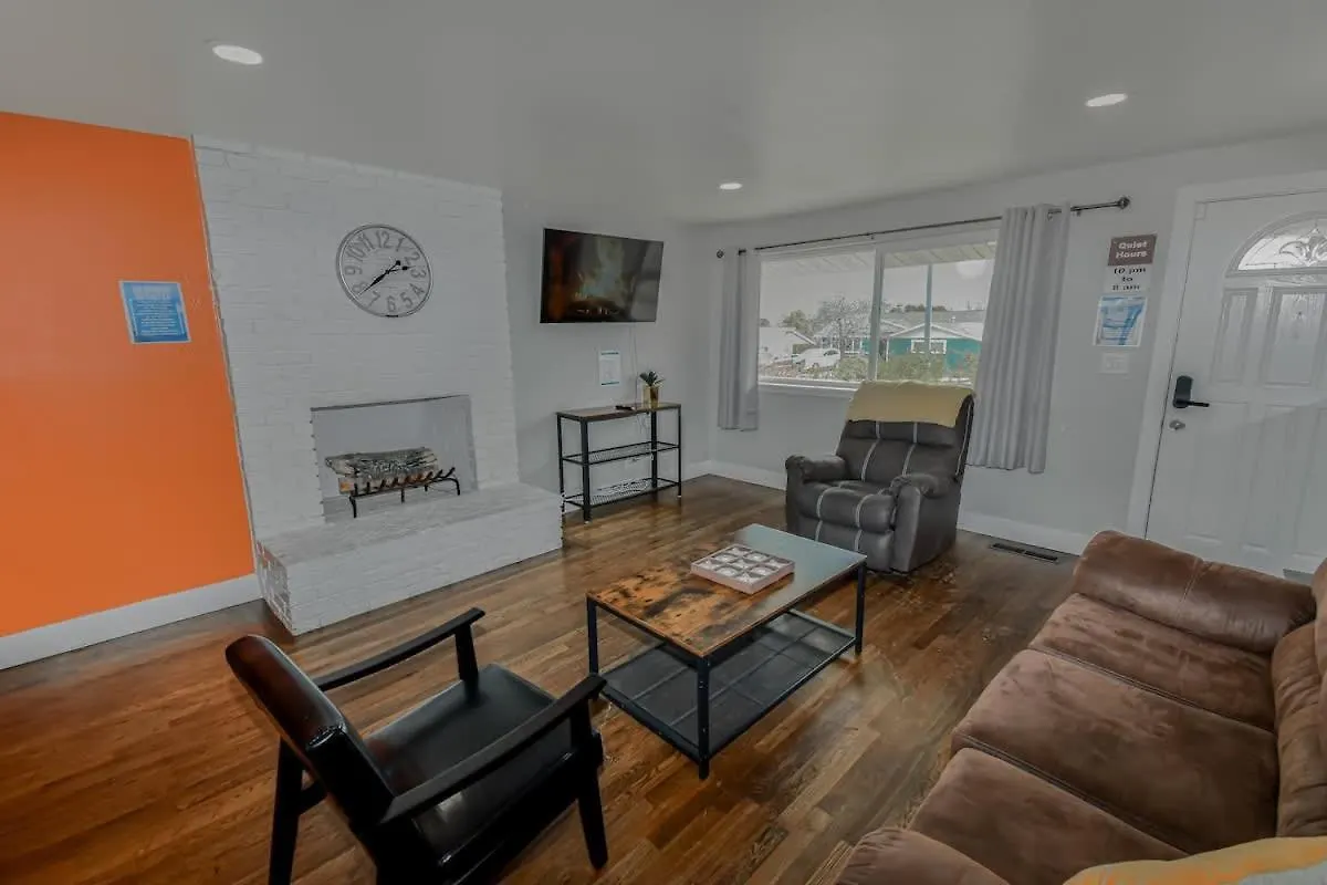 Holiday home Family Reno Retreat With King Beds And Large Yard Villa United States
